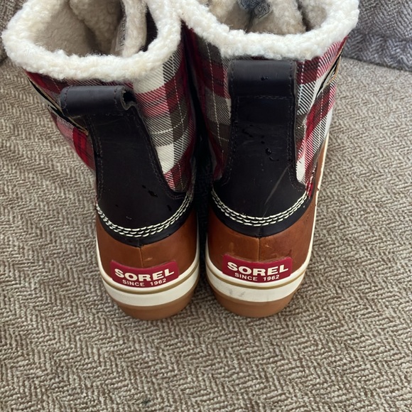 Sorel - Picture 2 of 7